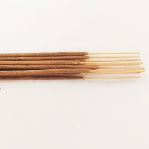 Incienso Anand Black Nag Champa (15 gramos)